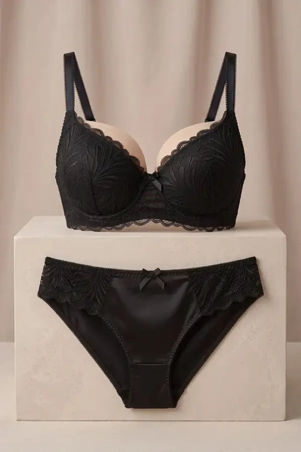 5533 Women’s Stylish Lace Bra & Panty Set – Elegant Balconette Lingerie Black